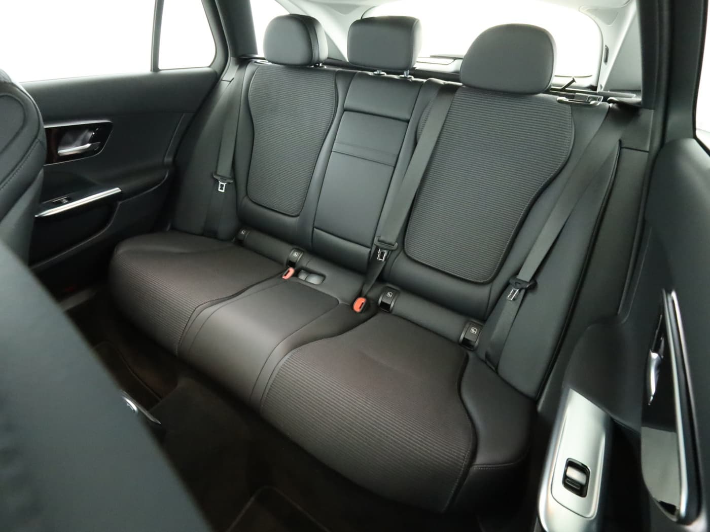 Mercedes-Benz C 200 d T Bild 18