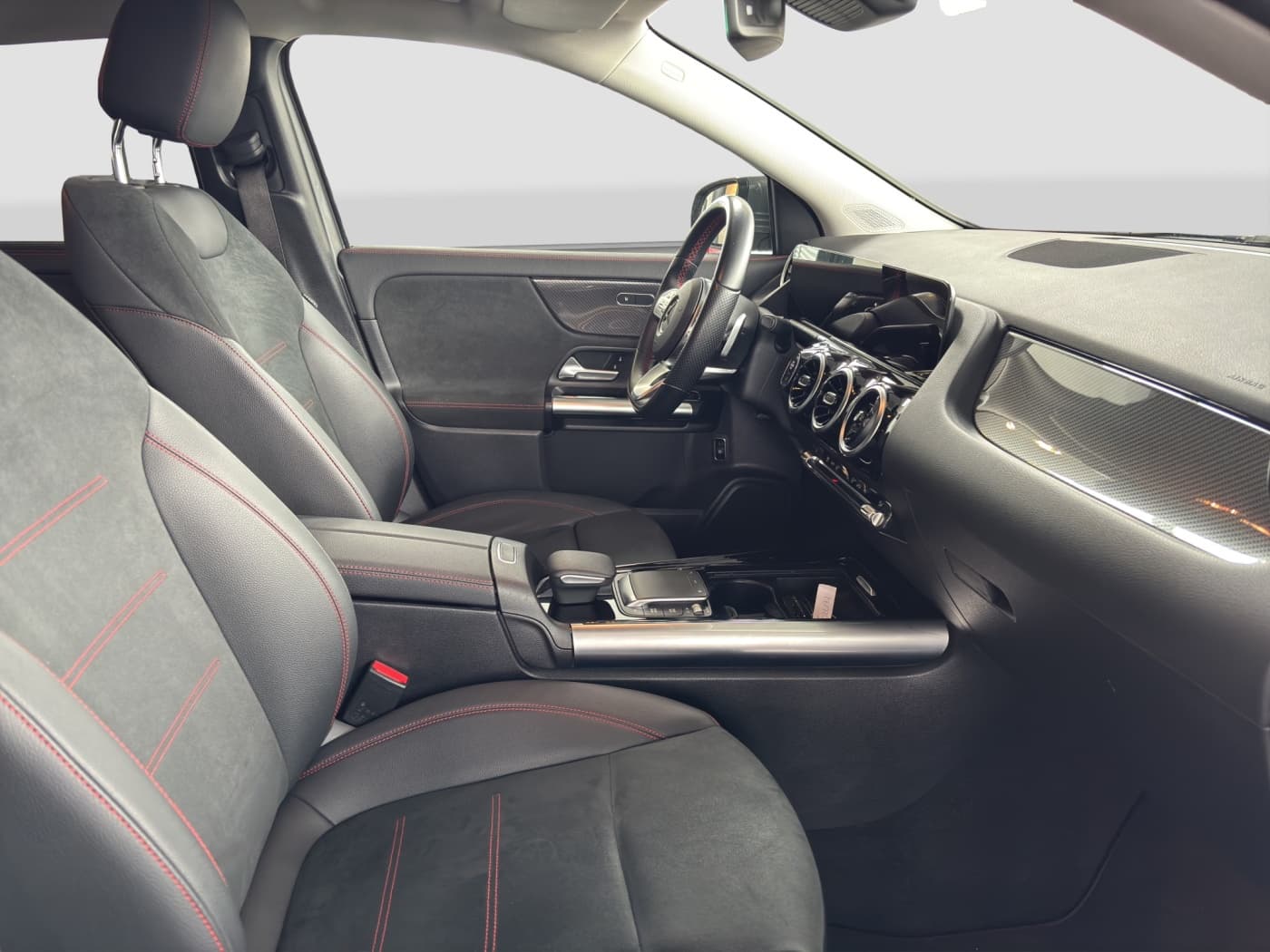 Mercedes-Benz GLA 200 d Bild 15