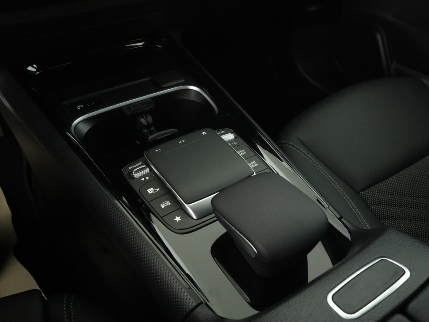 Mercedes-Benz GLA 200 Bild 15