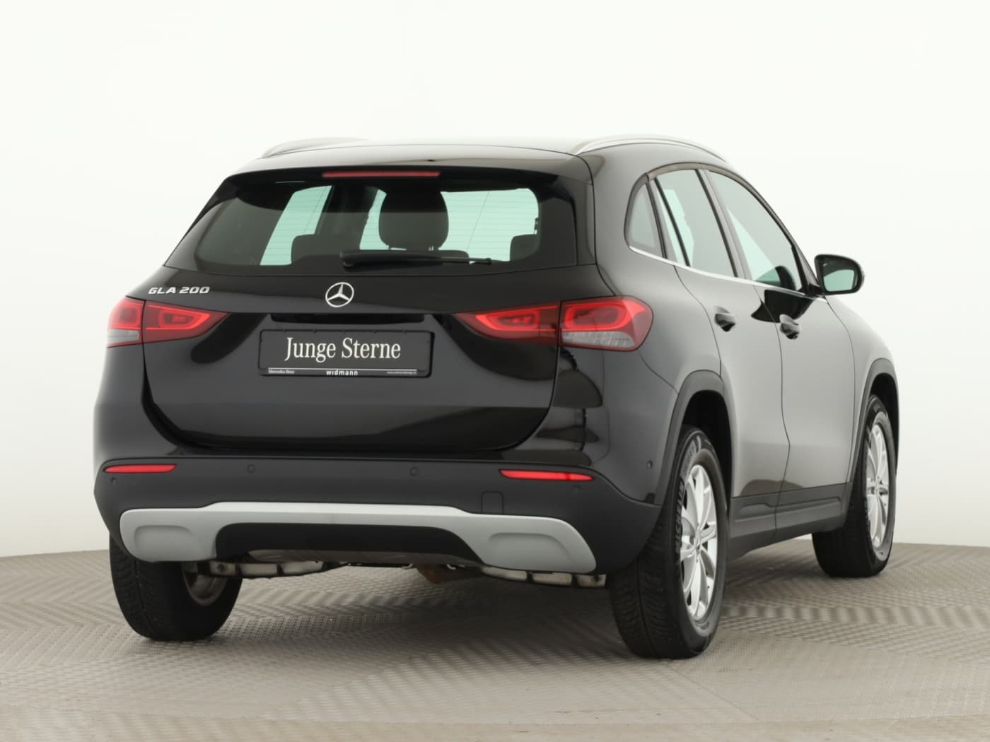 Mercedes-Benz GLA 200 Bild 2