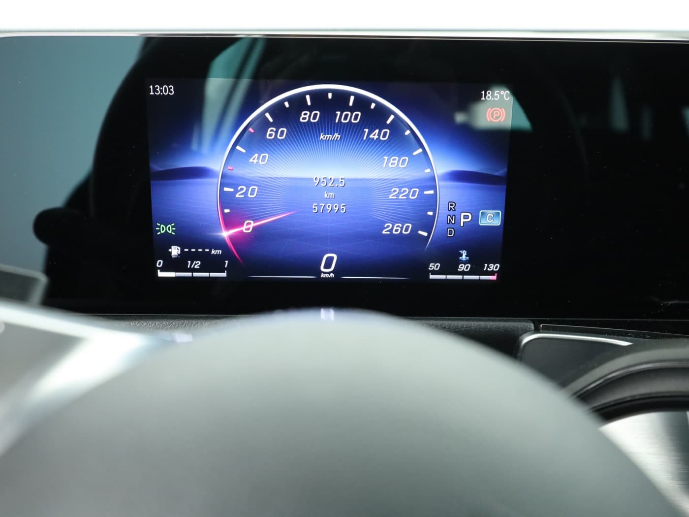 Mercedes-Benz GLB 200 d Bild 12