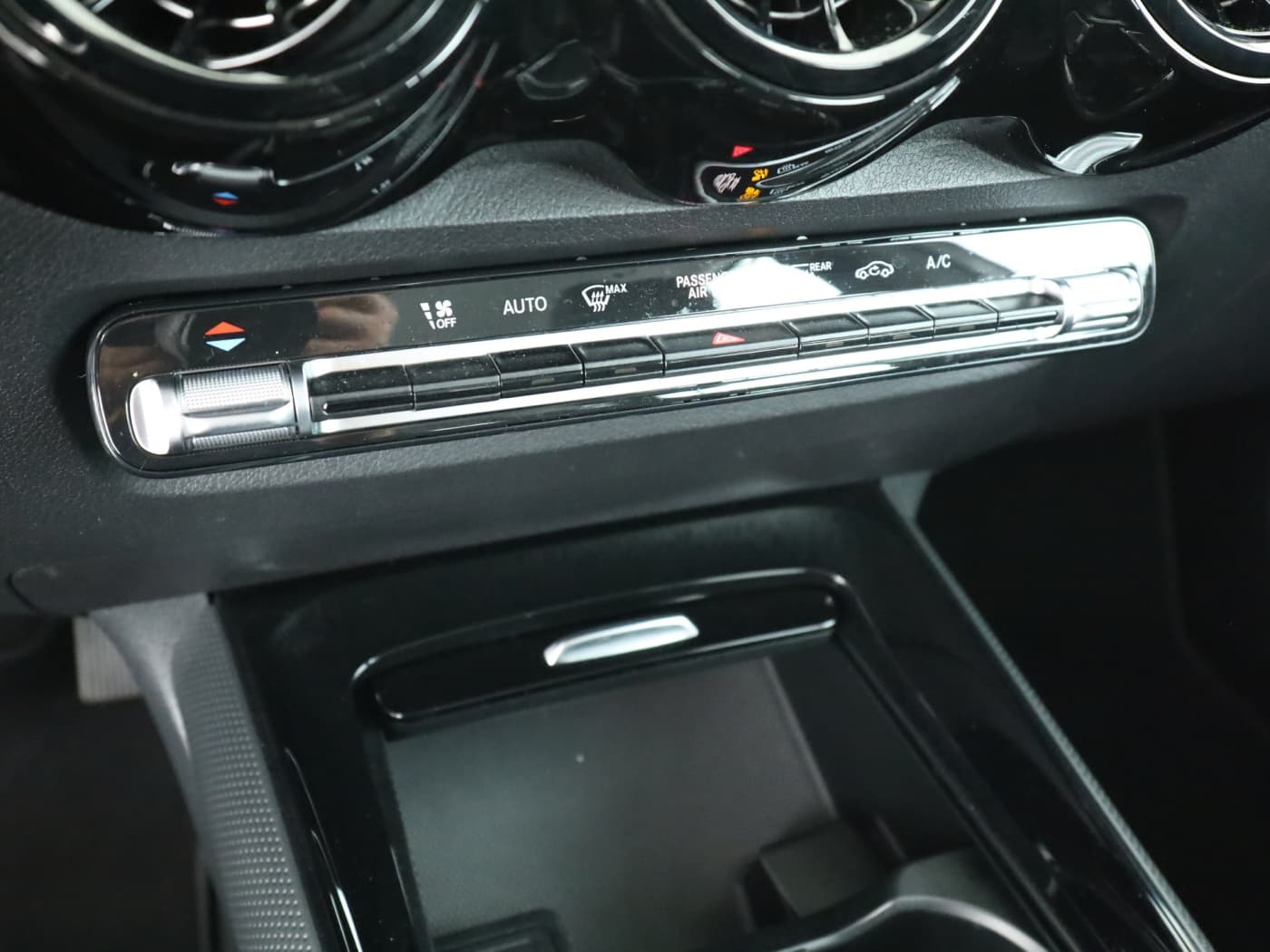 Mercedes-Benz GLB 200 d Bild 14