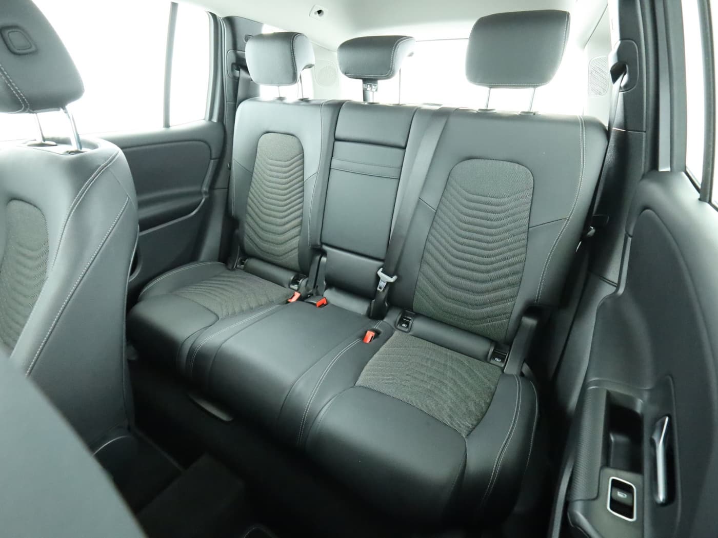 Mercedes-Benz GLB 200 d Bild 18