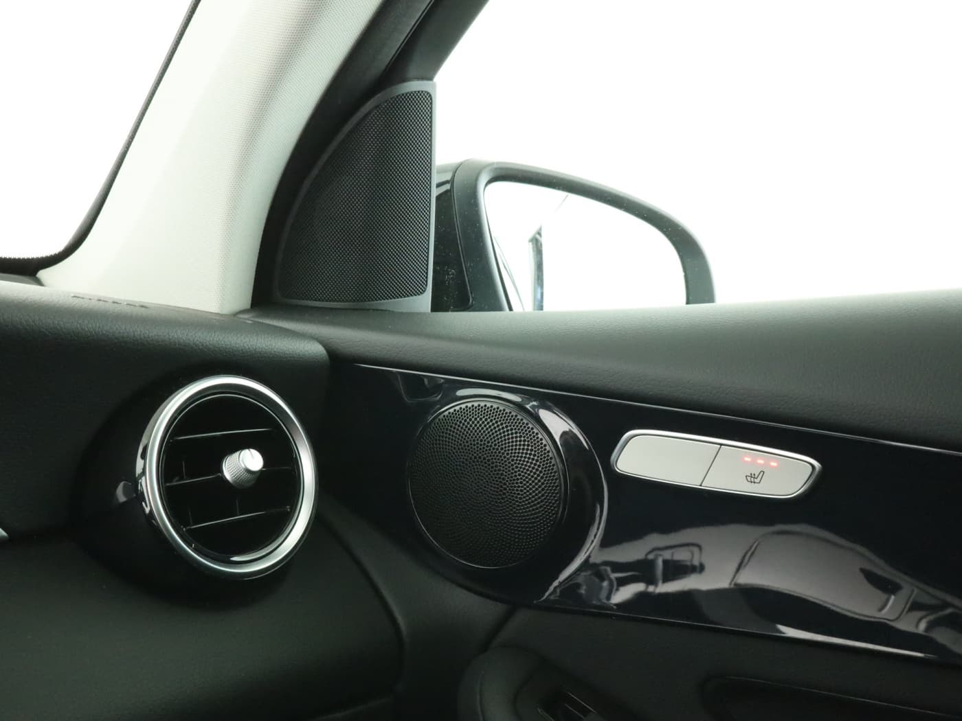 Mercedes-Benz GLC 300 de 4M Bild 16