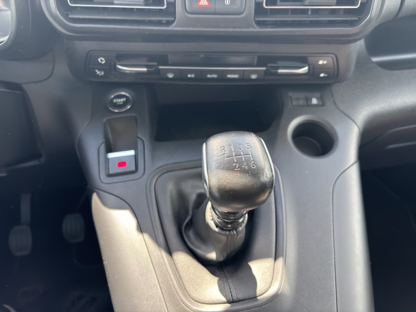 Opel Combo Life 1,2 81kW Bild 12