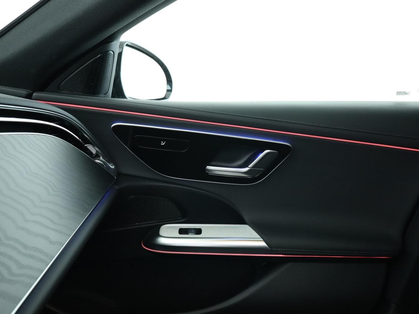 Mercedes-Benz E 220 d Bild 16