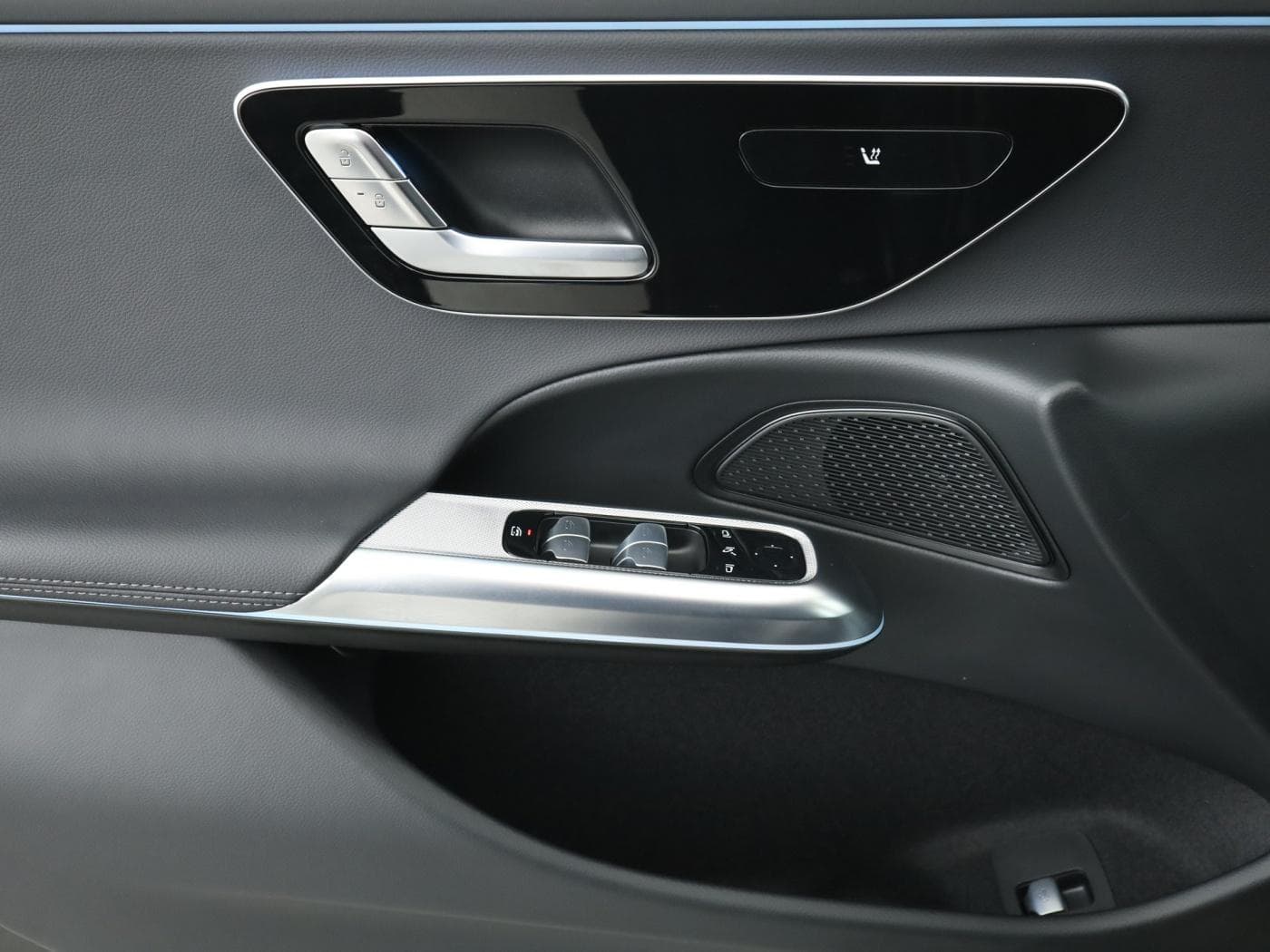 Mercedes-Benz E 220 d Bild 20