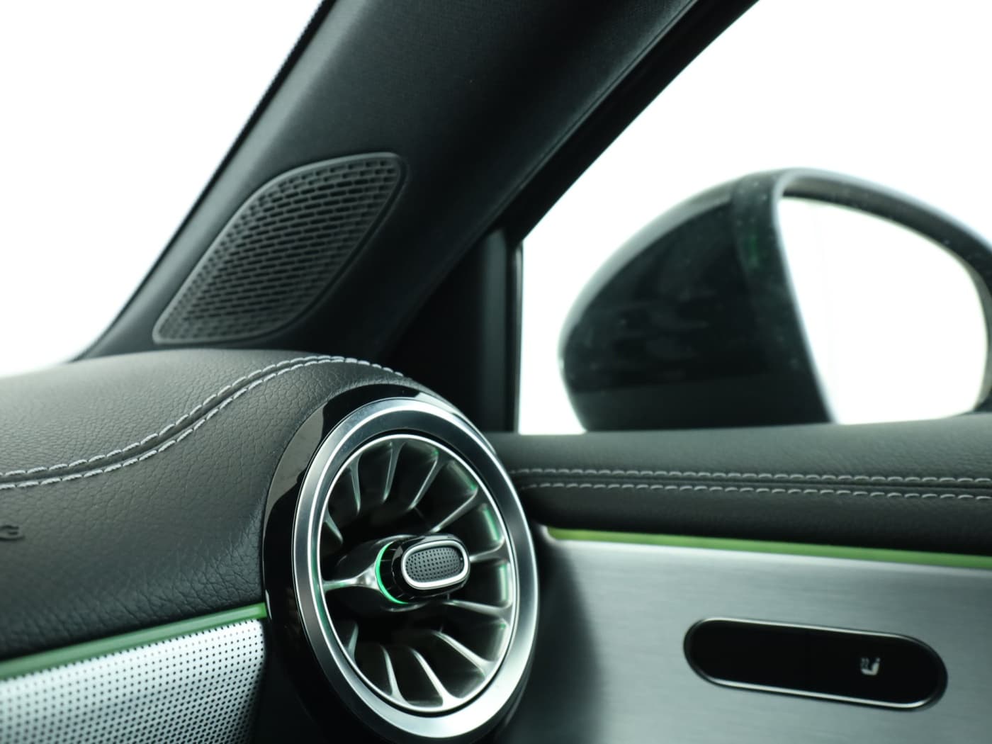 Mercedes-Benz A 250 e Lim Bild 16