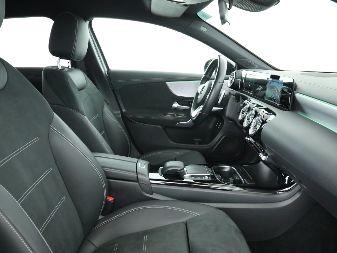 Mercedes-Benz A 250 e Lim Bild 17