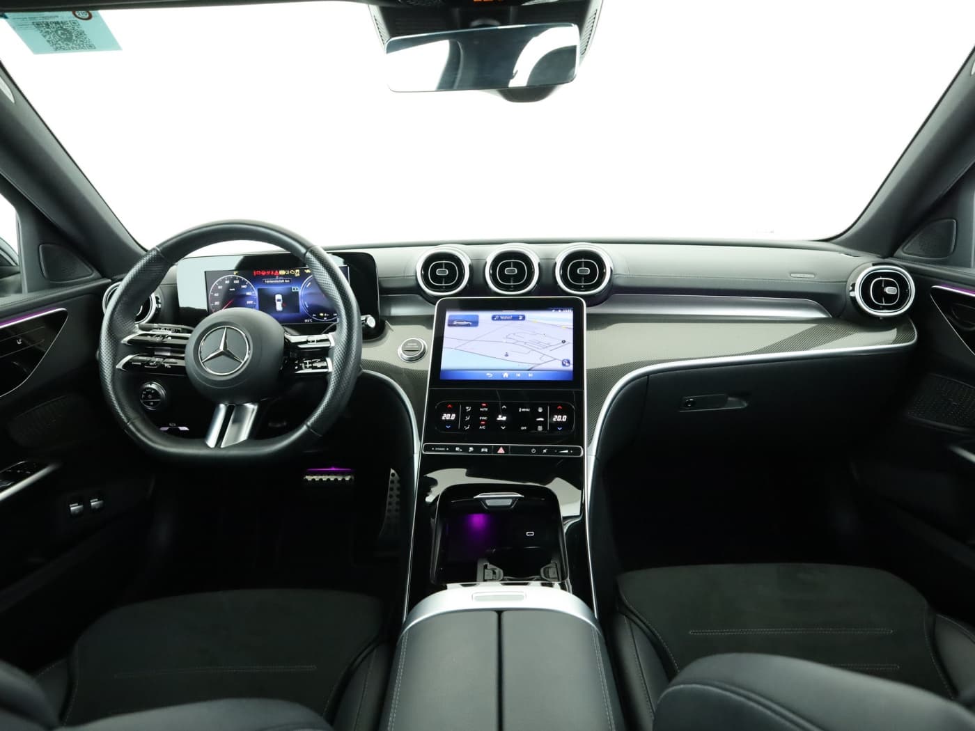 Mercedes-Benz C 300 e T Bild 19