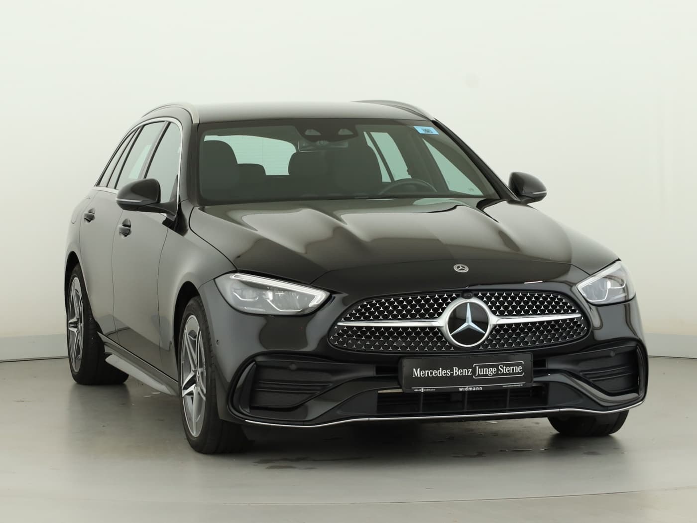 Mercedes-Benz C 300 e T Bild 3