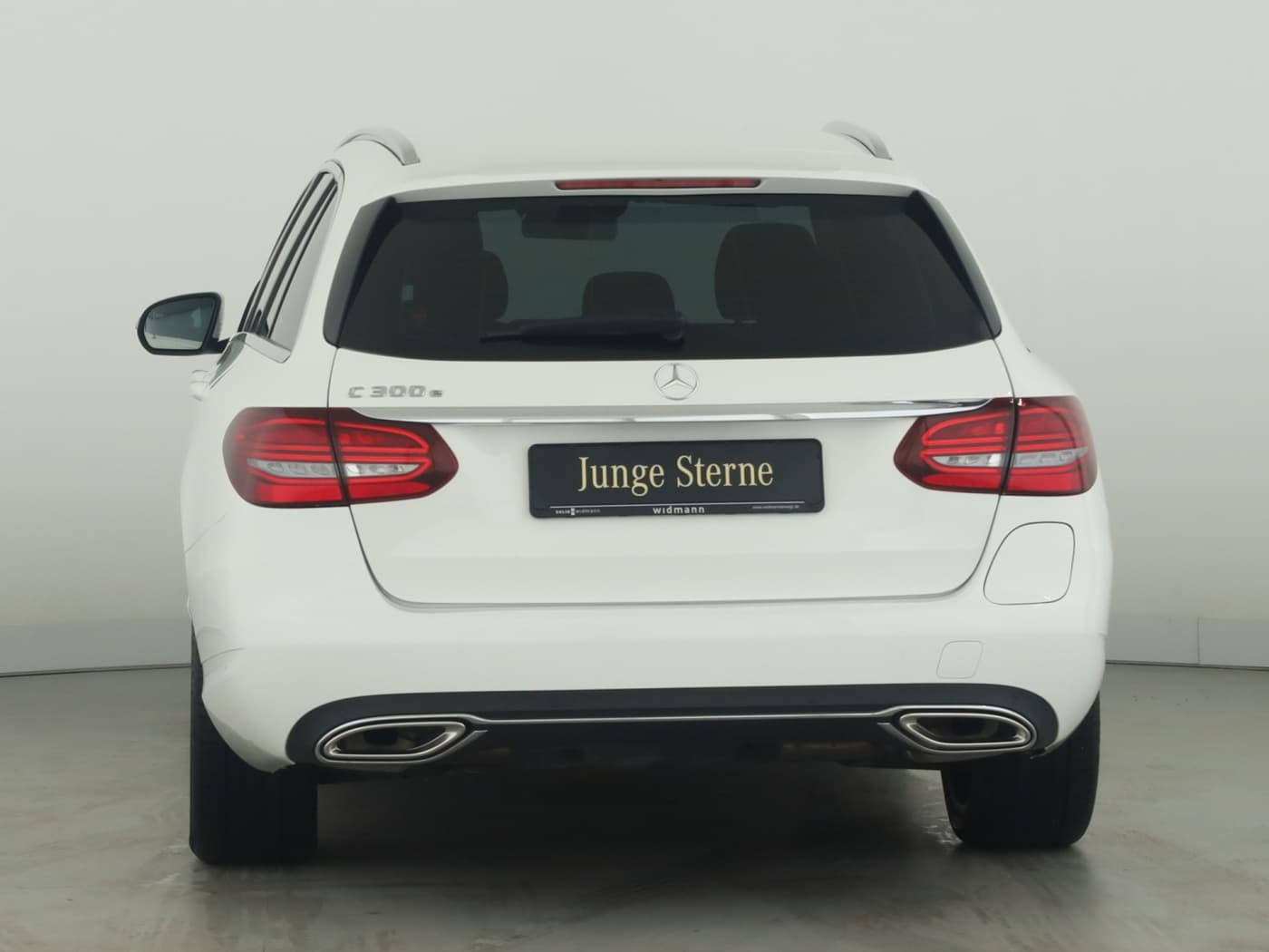 Mercedes-Benz C 300 e T Bild 4