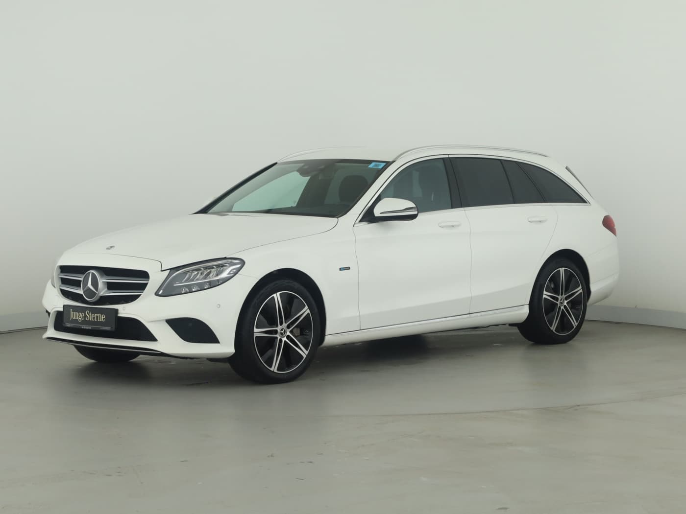 Mercedes-Benz C 300 e T Bild 5