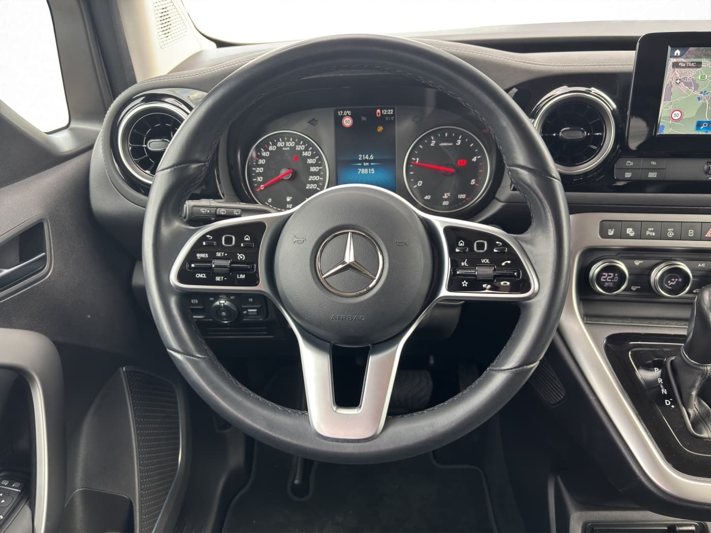 Mercedes-Benz T 180 d PROGRESSIVE Standard Bild 10