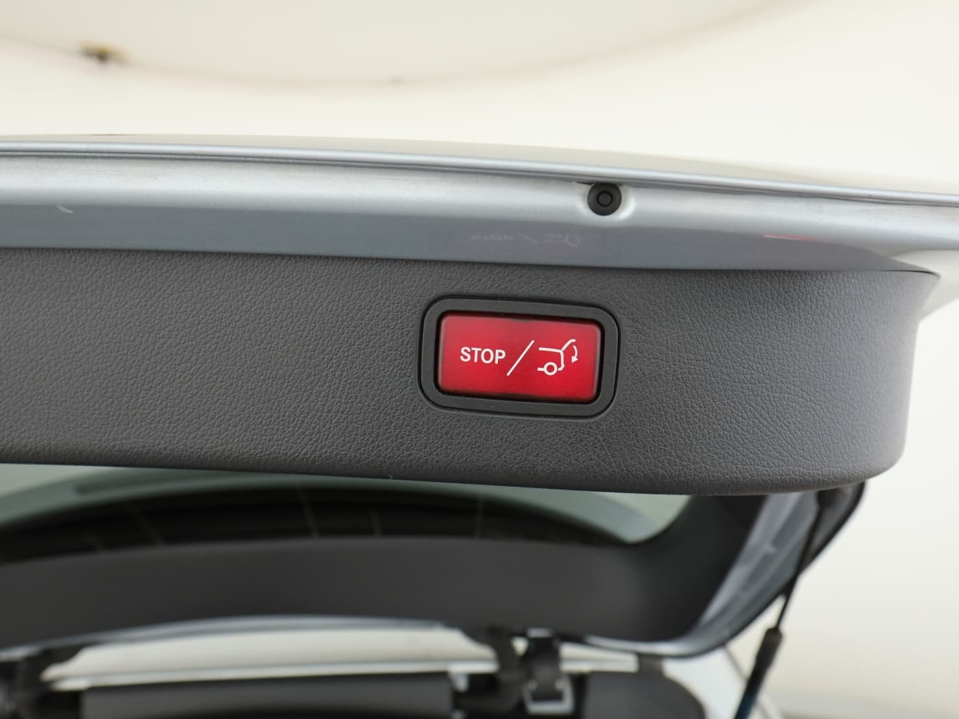 Mercedes-Benz C 220 d T Bild 24