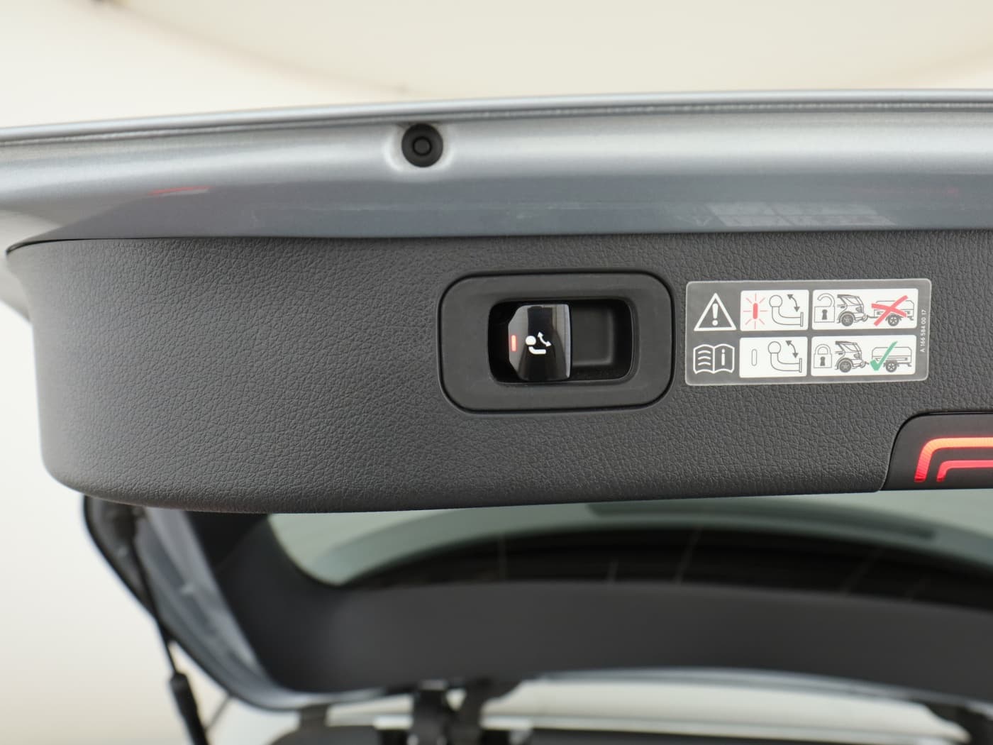 Mercedes-Benz C 220 d T Bild 25