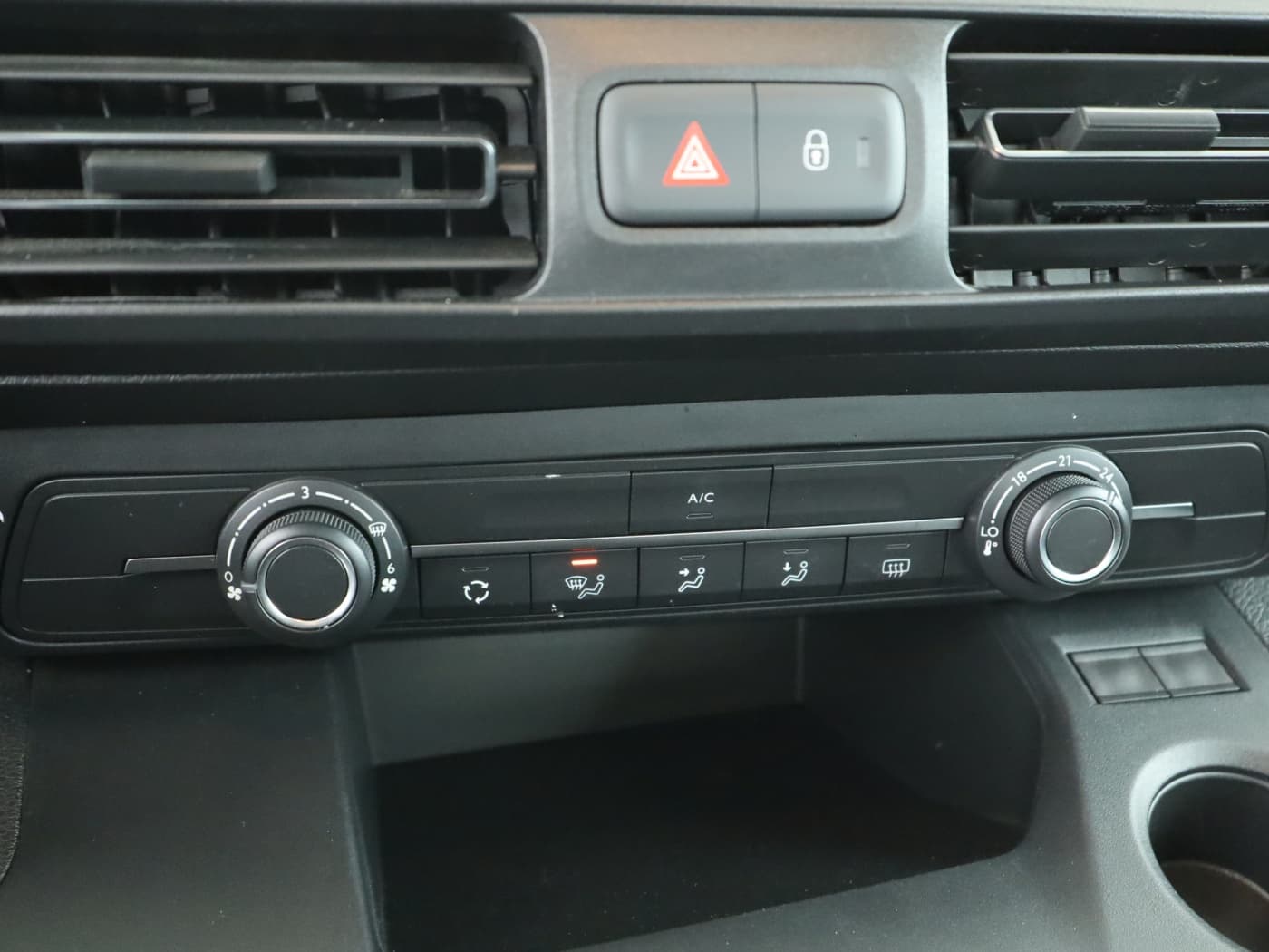 Citro&euml;n Berlingo Feel M Bild 14
