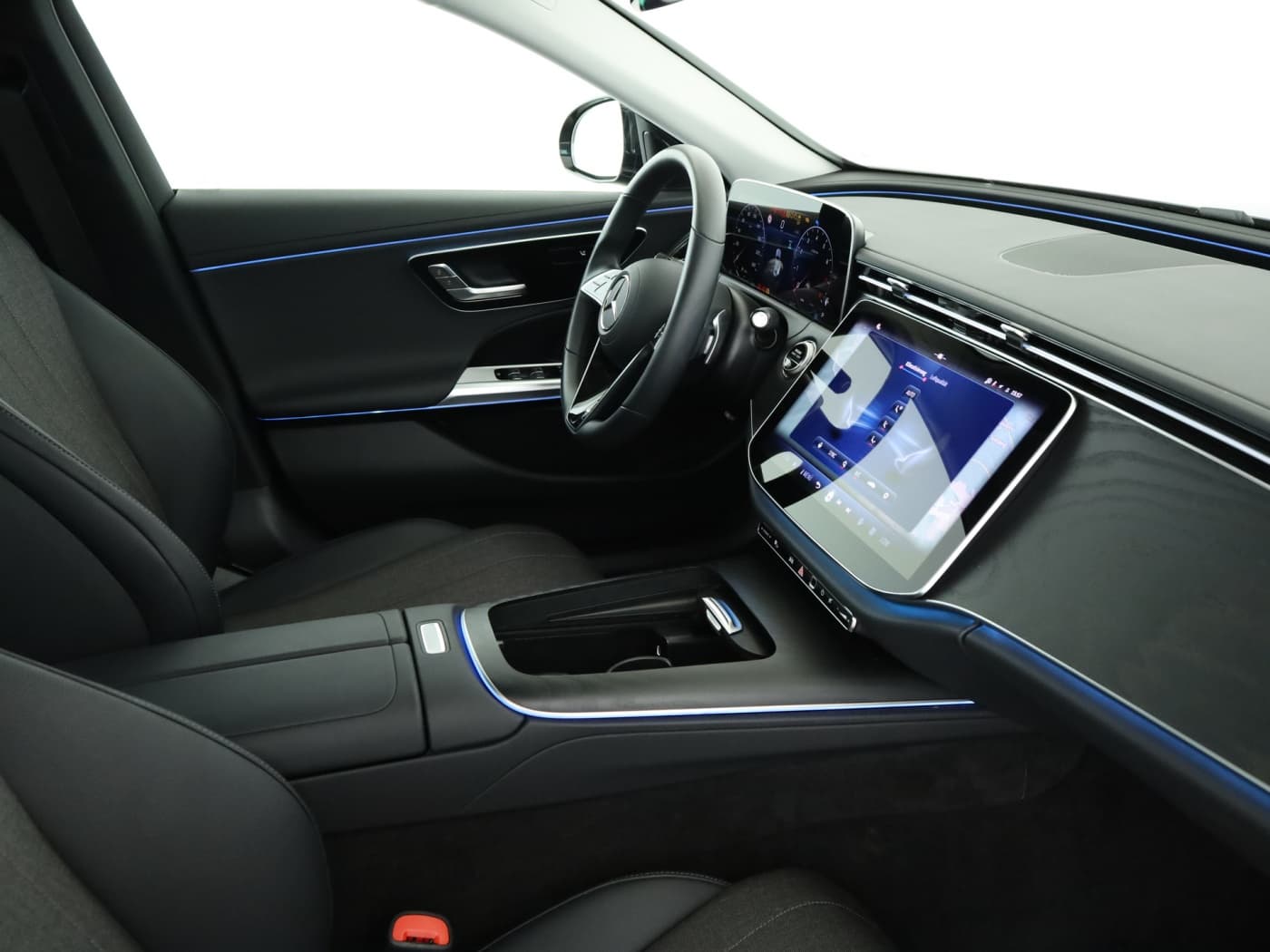 Mercedes-Benz E 200 Bild 17