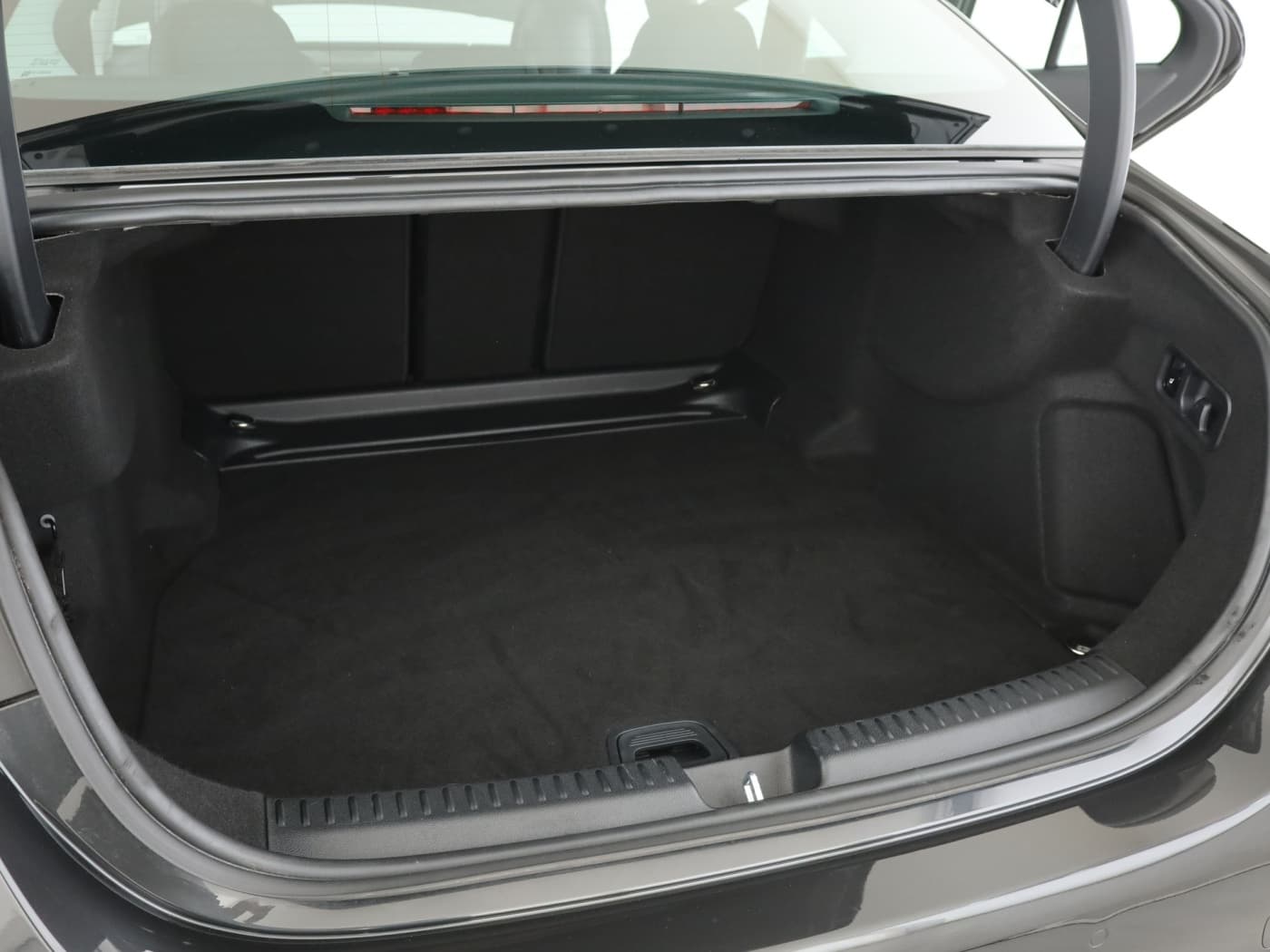 Mercedes-Benz E 200 Bild 22