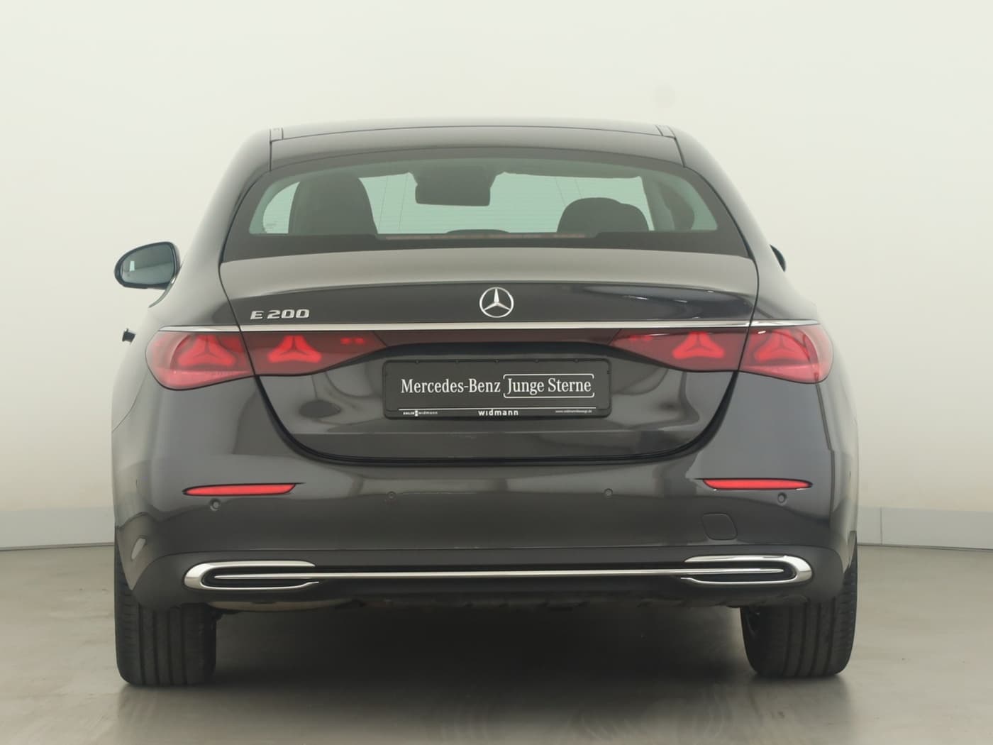 Mercedes-Benz E 200 Bild 4