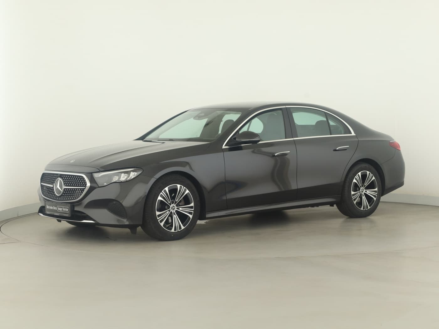 Mercedes-Benz E 200 Bild 5
