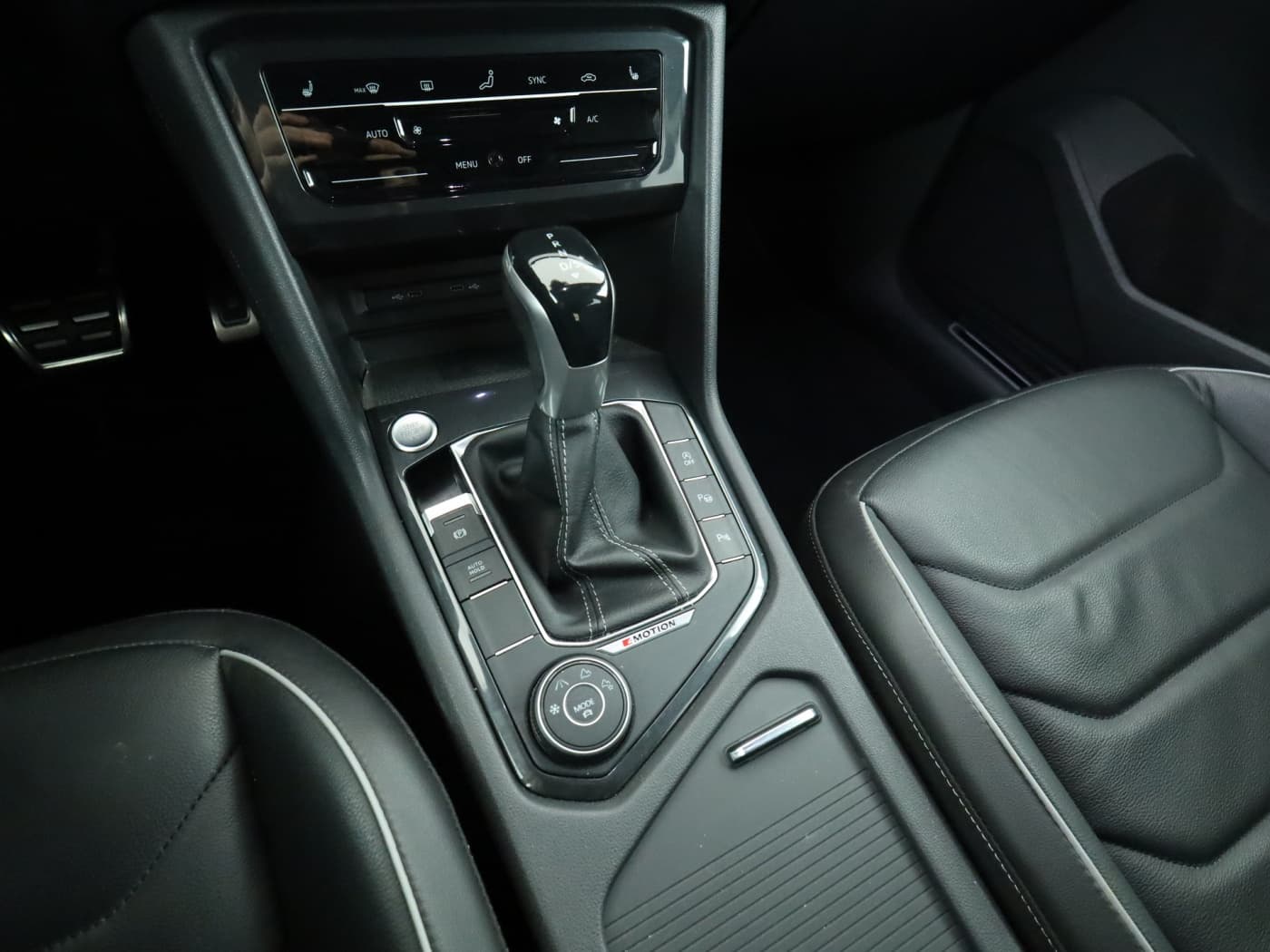 Volkswagen Tiguan 2.0 TSI R-Line 4M Bild 15