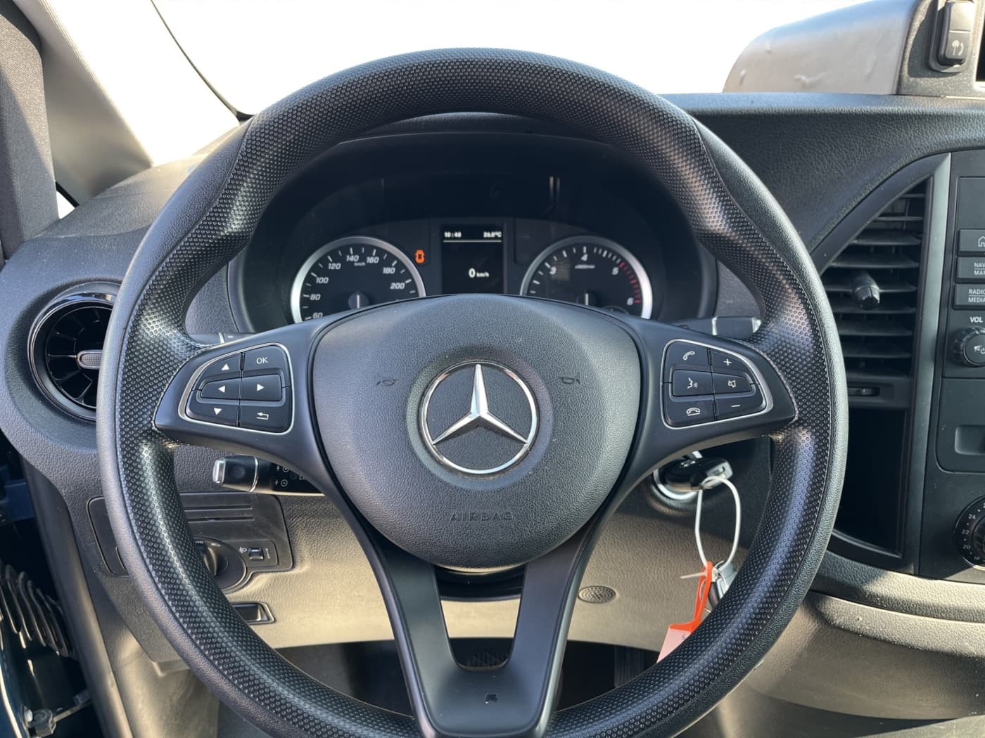 Mercedes-Benz Vito 114 CDI Tourer lang Bild 9