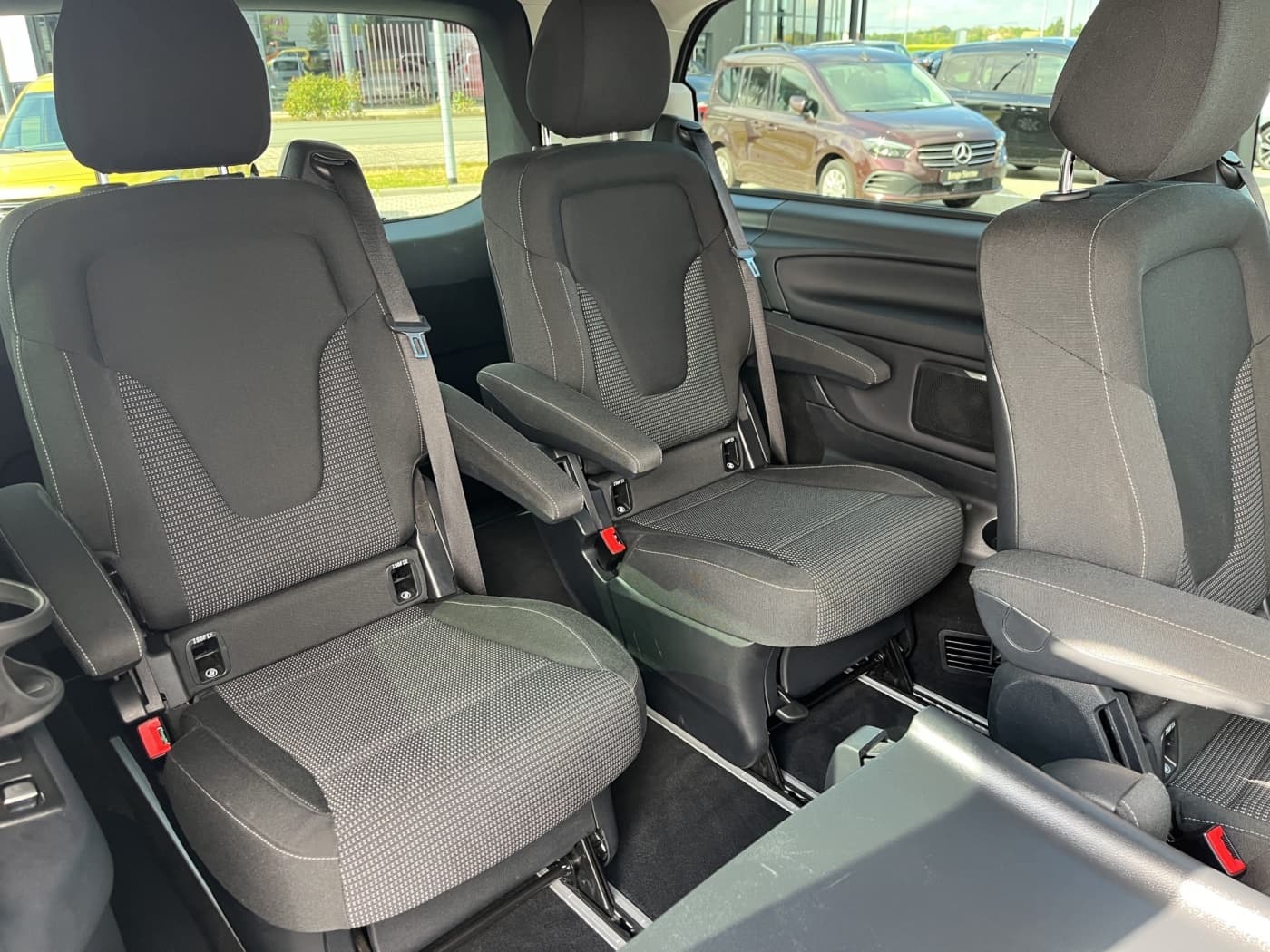 Mercedes-Benz V 250 d EDITION Bild 19