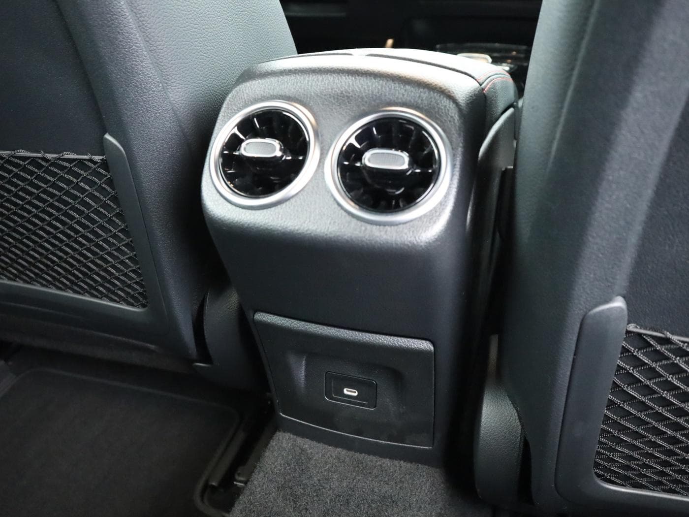 Mercedes-Benz A 200 Bild 23