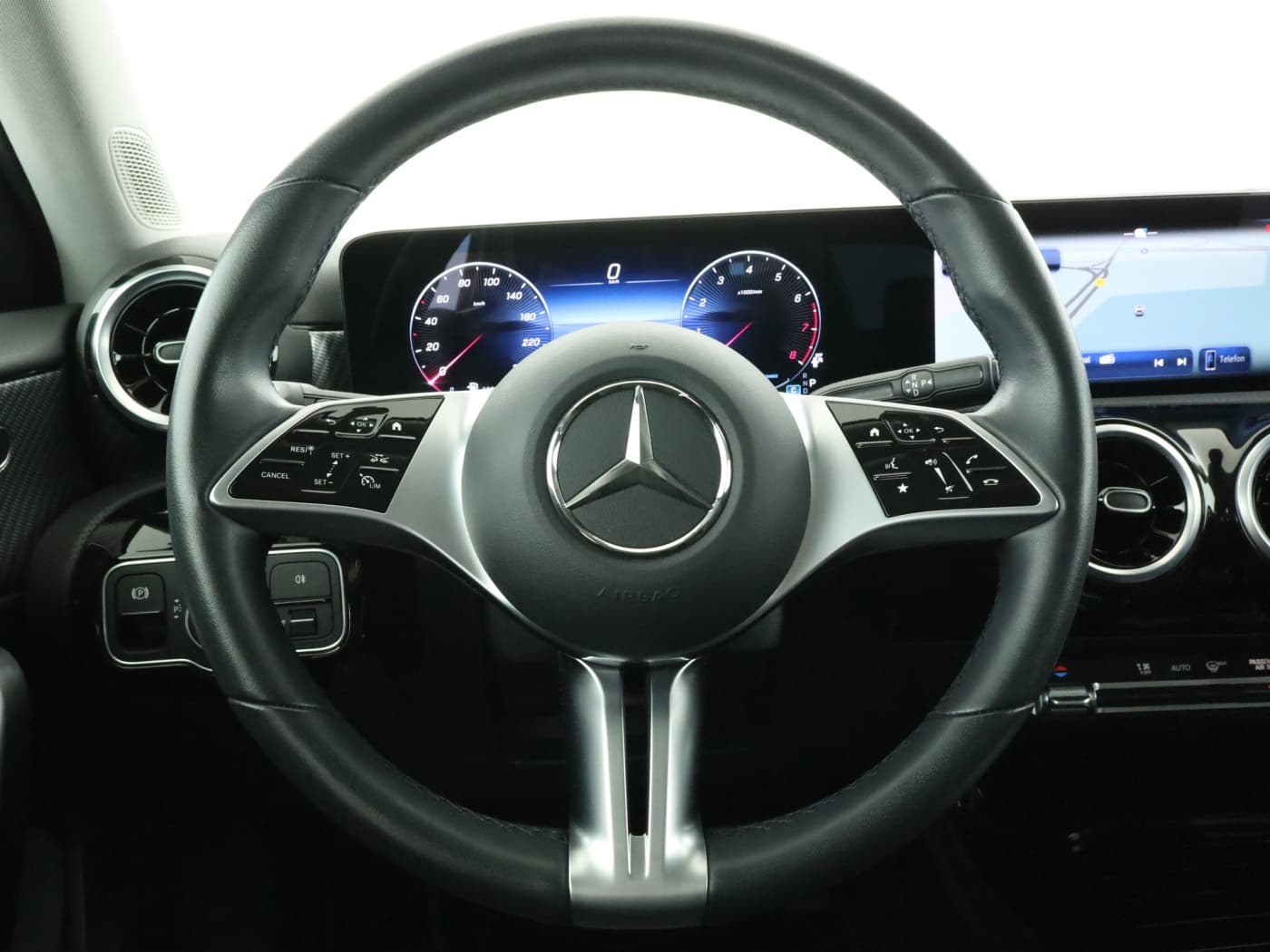 Mercedes-Benz A 180 Bild 11