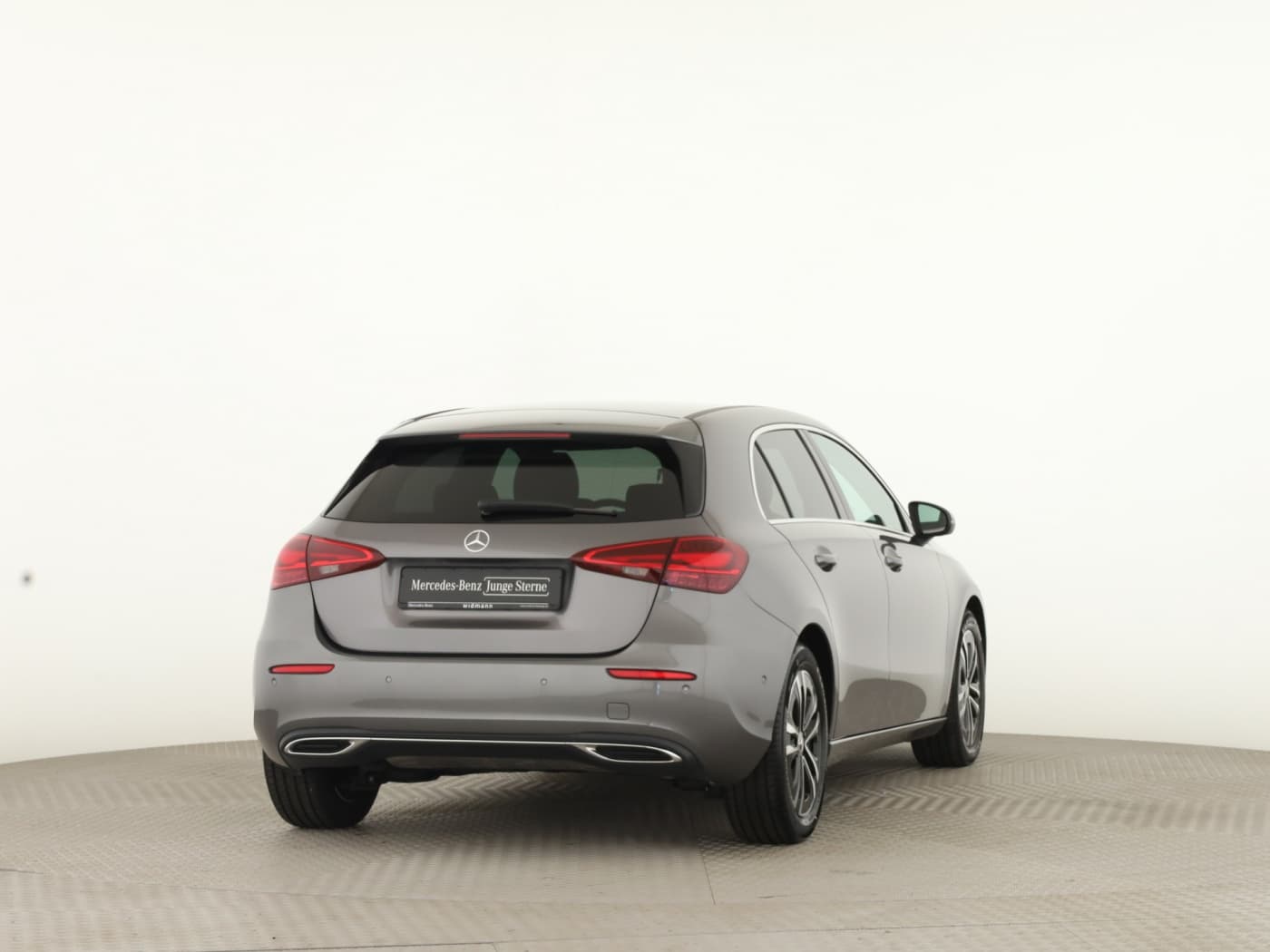 Mercedes-Benz A 180 Bild 2