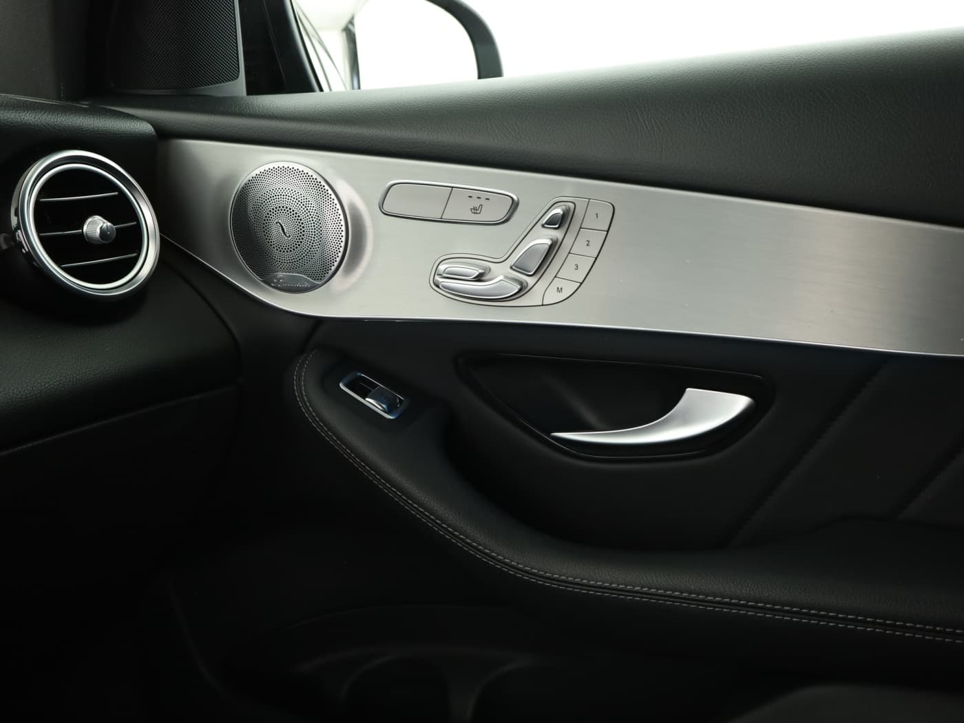 Mercedes-Benz GLC 300 4M Coup Bild 16