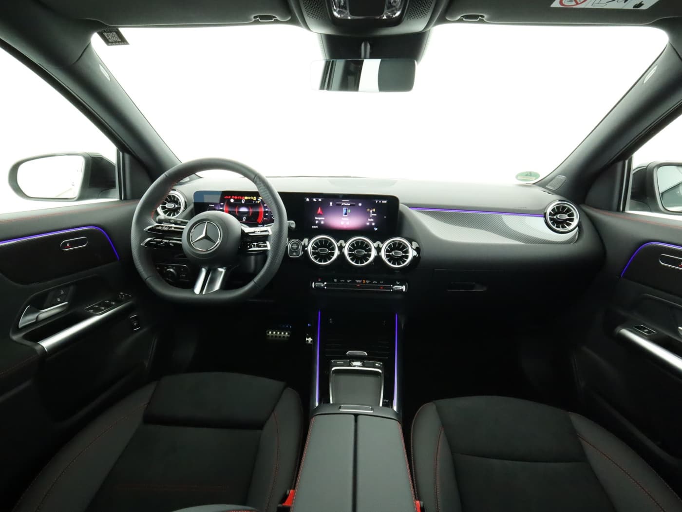 Mercedes-Benz GLA 200 Bild 19