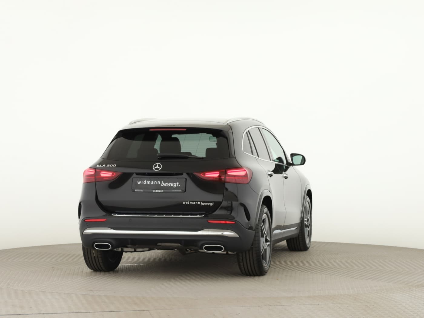 Mercedes-Benz GLA 200 Bild 2