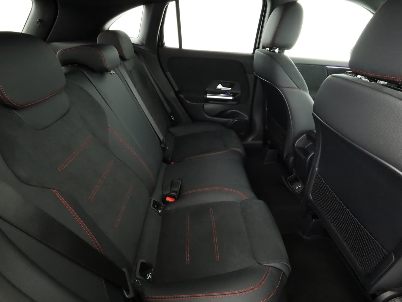 Mercedes-Benz GLA 200 Bild 26