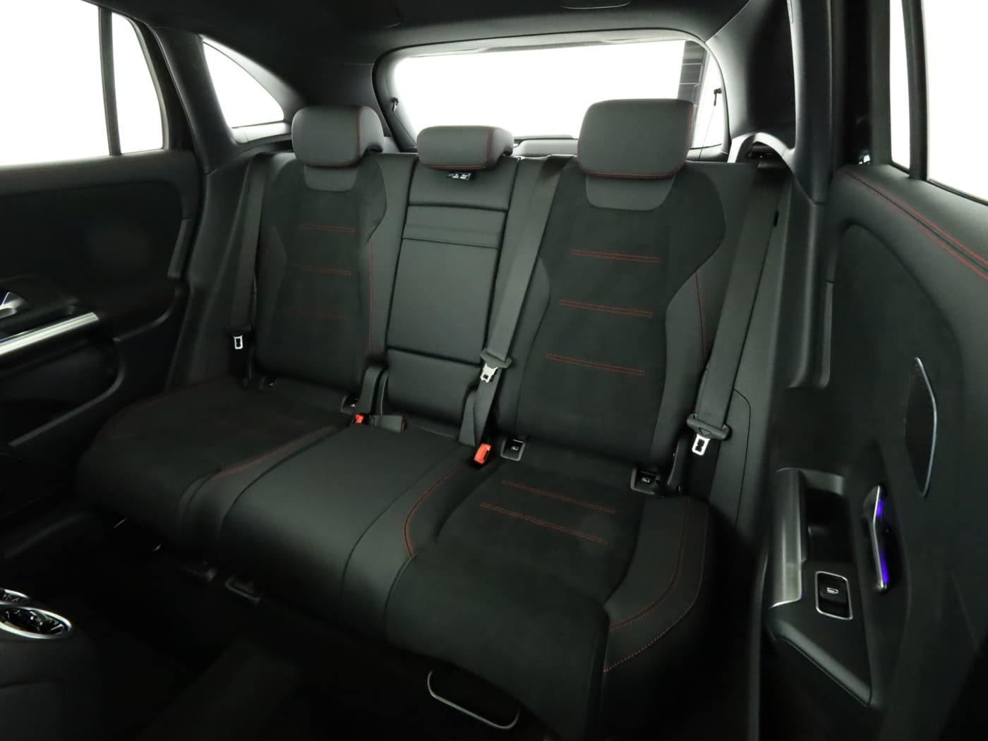 Mercedes-Benz GLA 250 4MATIC Bild 18