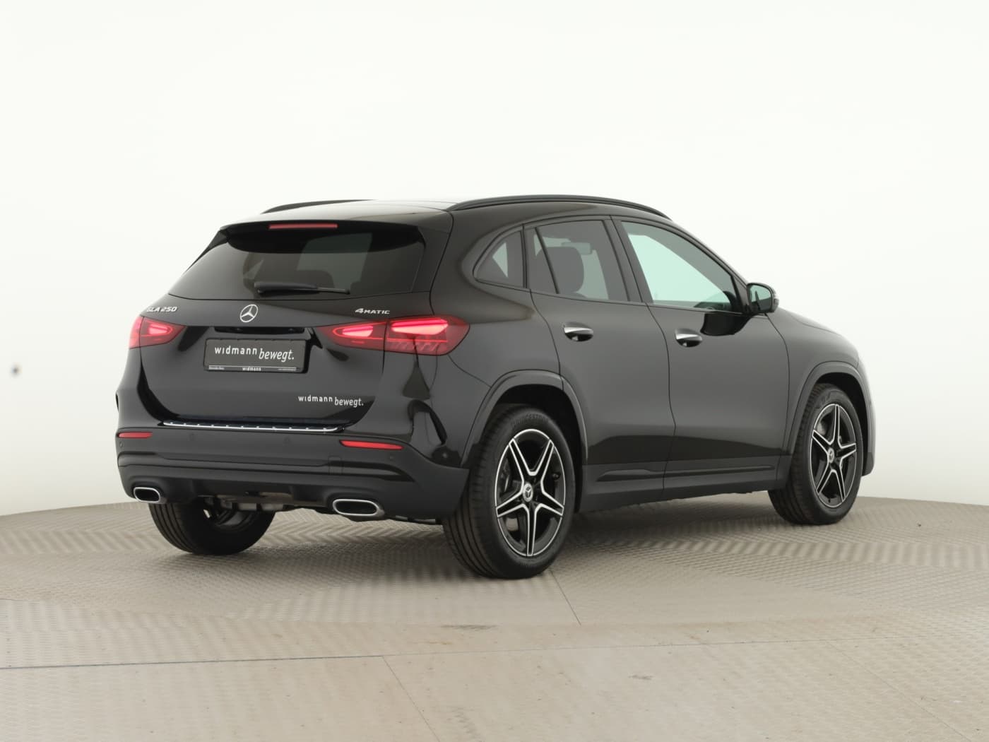 Mercedes-Benz GLA 250 4MATIC Bild 6