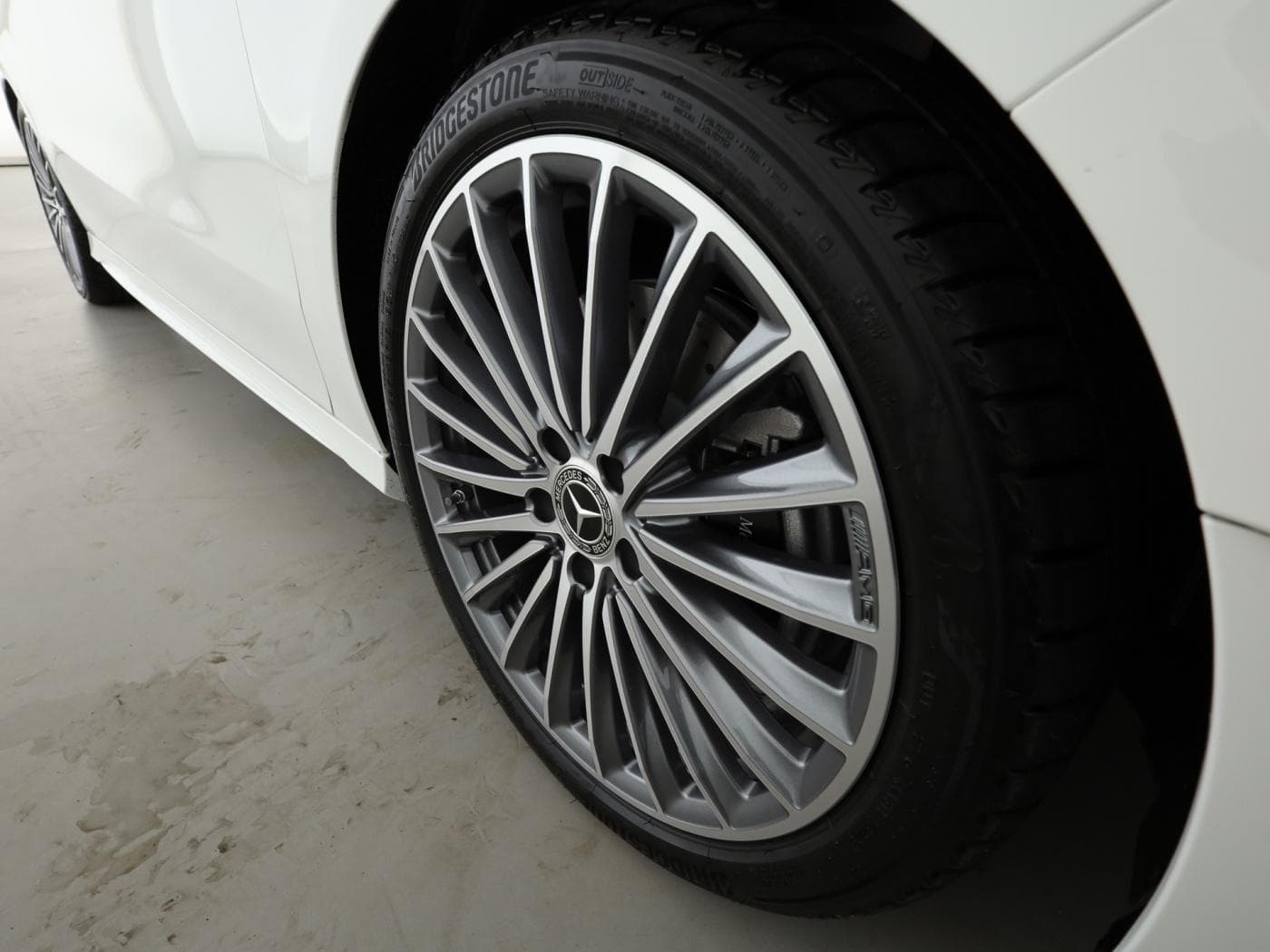 Mercedes-Benz B 220 d Bild 22