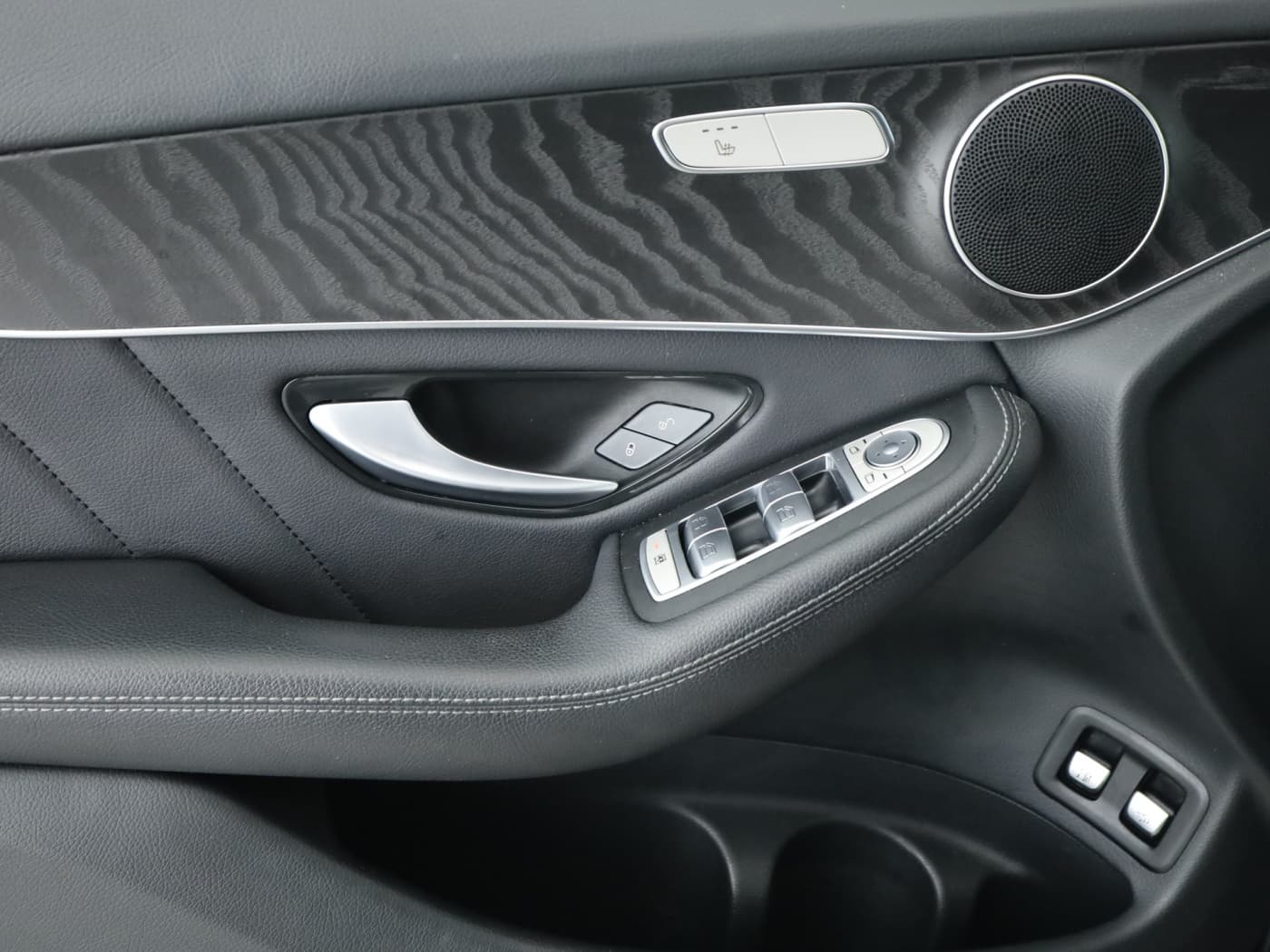 Mercedes-Benz GLC 300 e 4M Bild 20