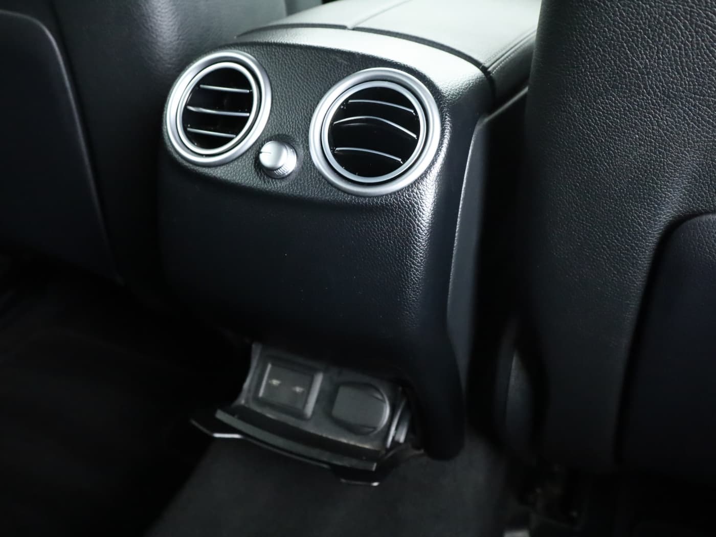 Mercedes-Benz GLC 300 e 4M Bild 23