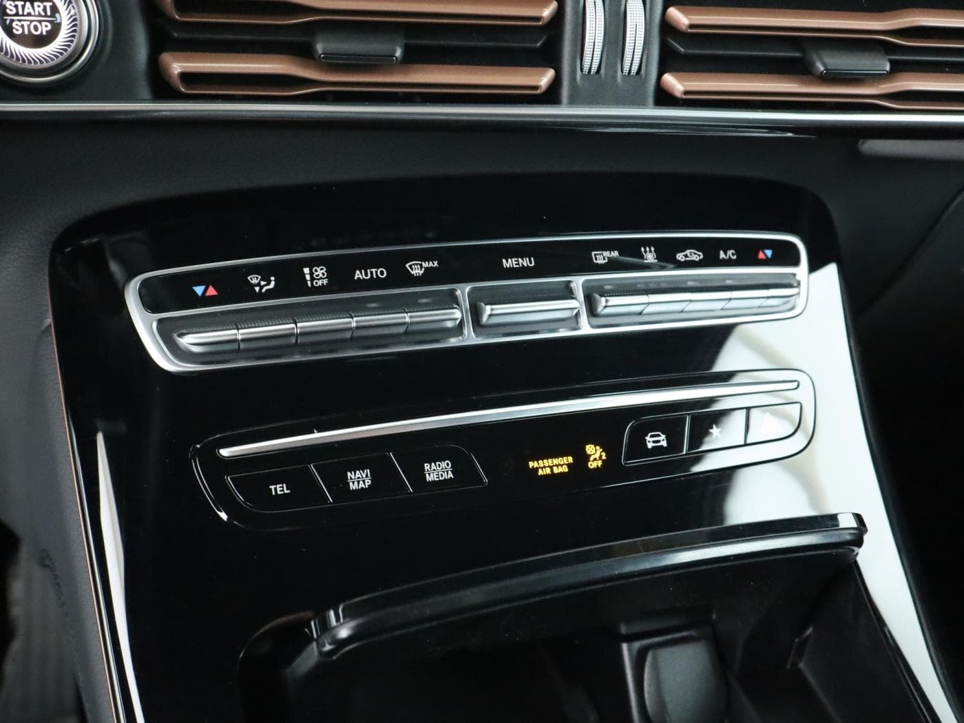 Mercedes-Benz EQC 400 4M Bild 14