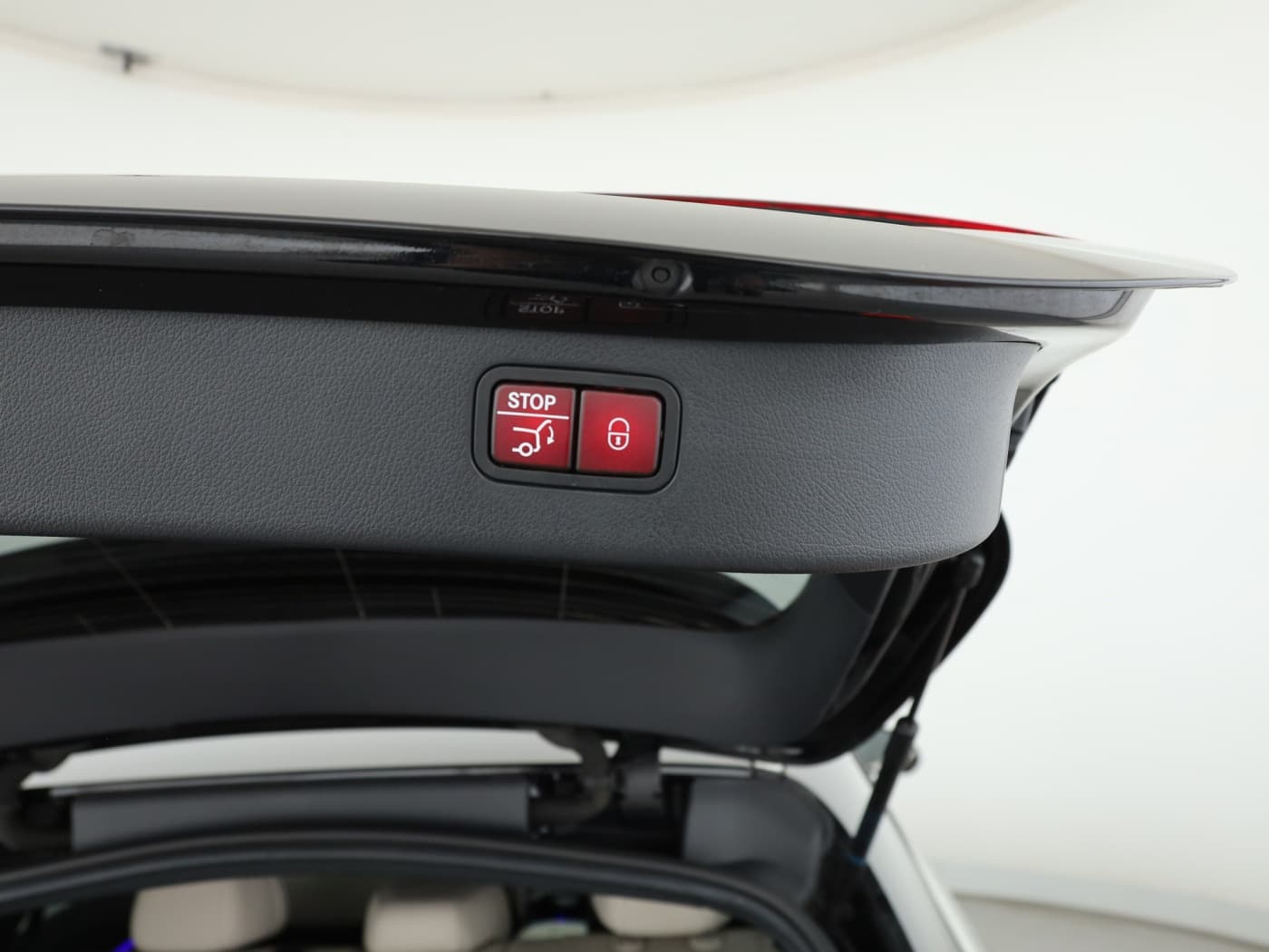 Mercedes-Benz C 220 d T Bild 24