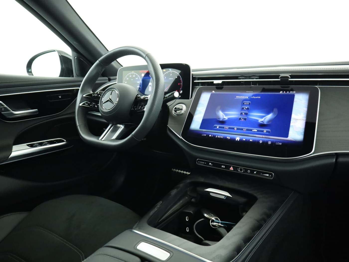 Mercedes-Benz E 220 d 4M T Bild 10