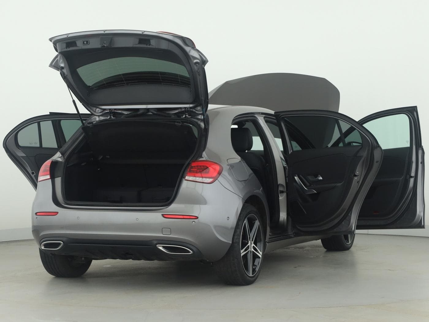 Mercedes-Benz A 250 e Bild 9