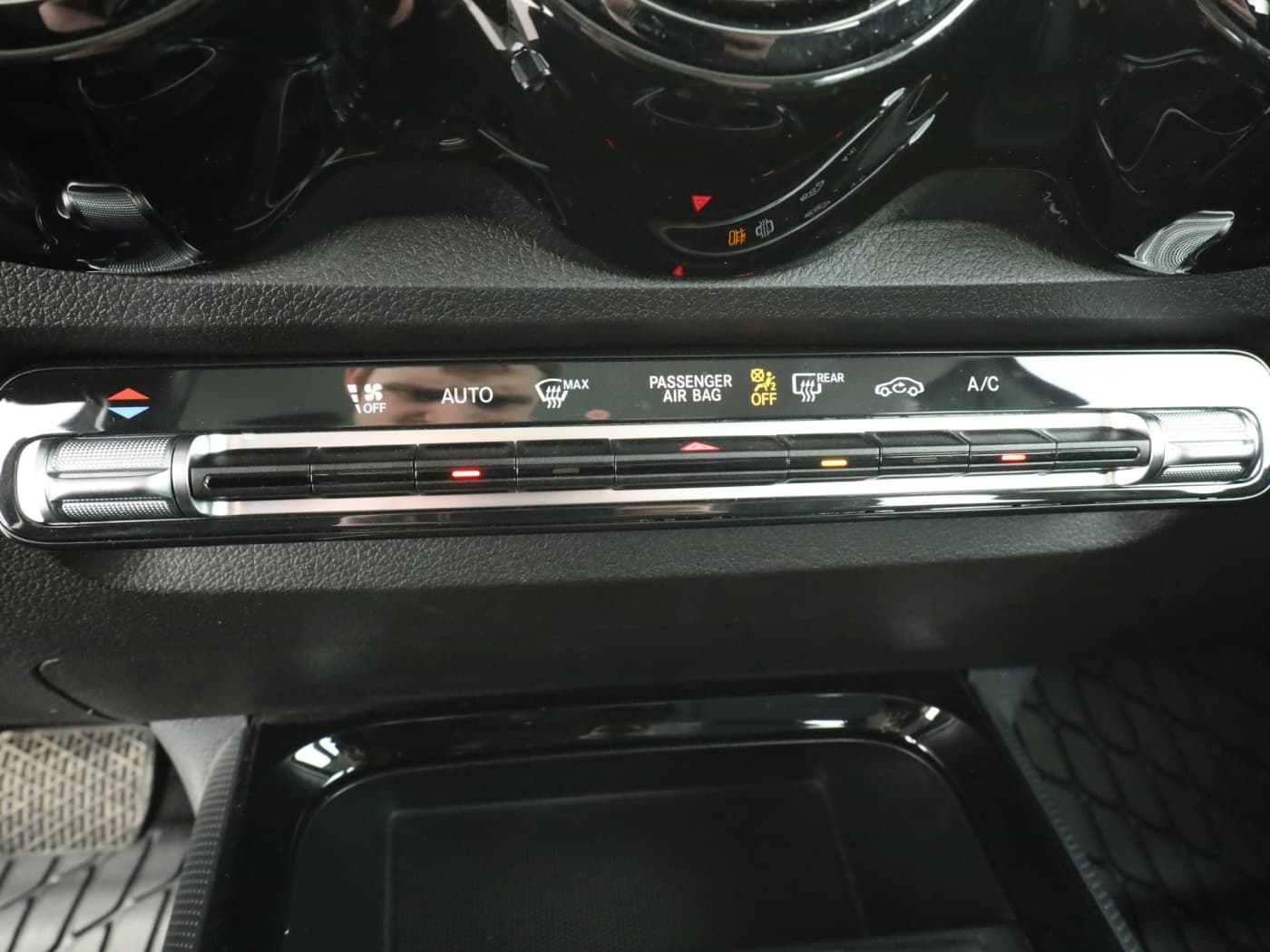 Mercedes-Benz GLB 200 d Bild 14