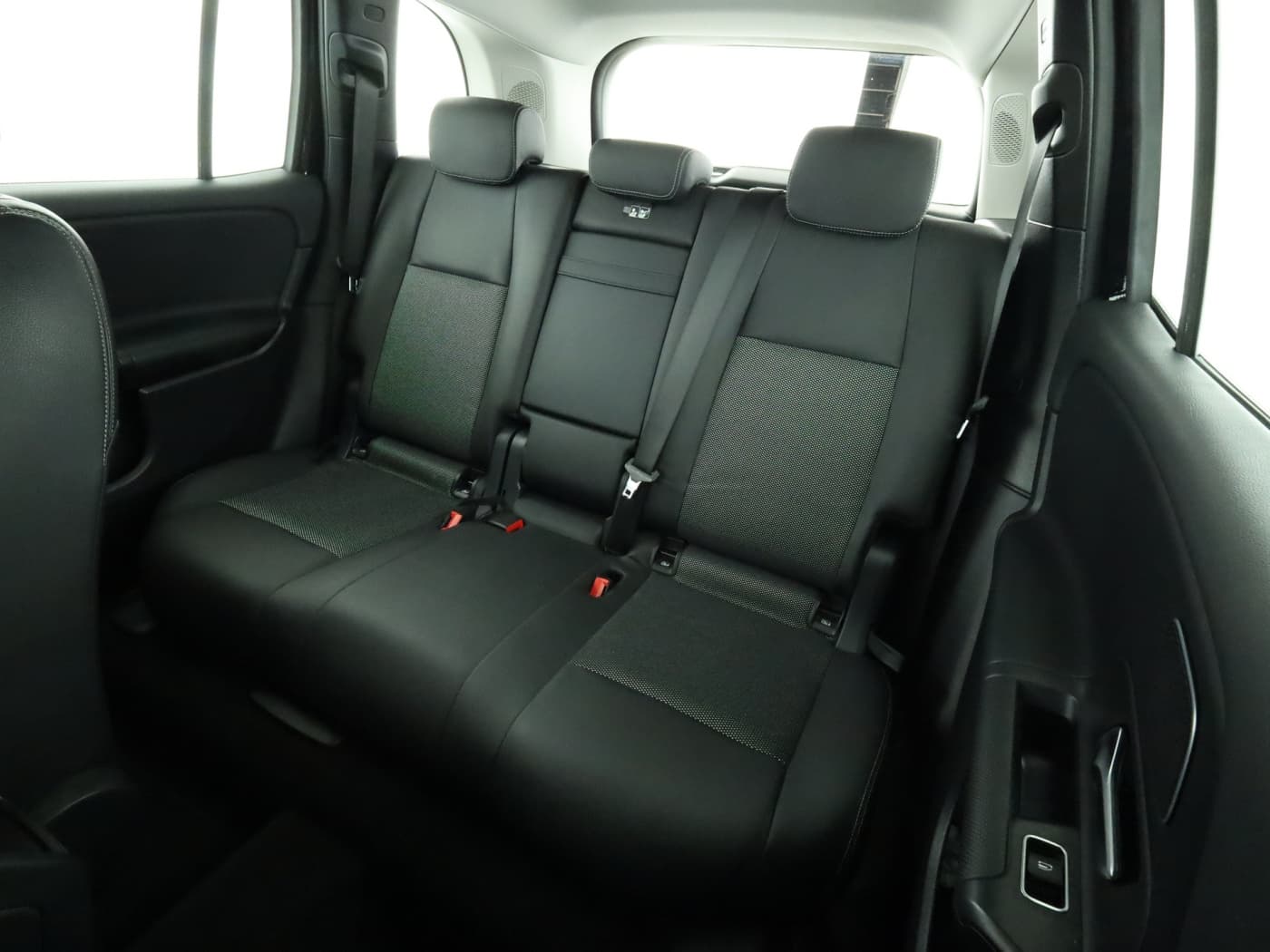 Mercedes-Benz GLB 200 d Bild 18