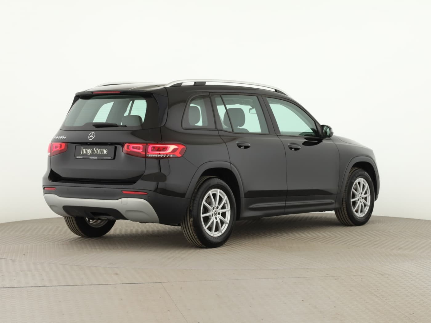 Mercedes-Benz GLB 200 d Bild 6