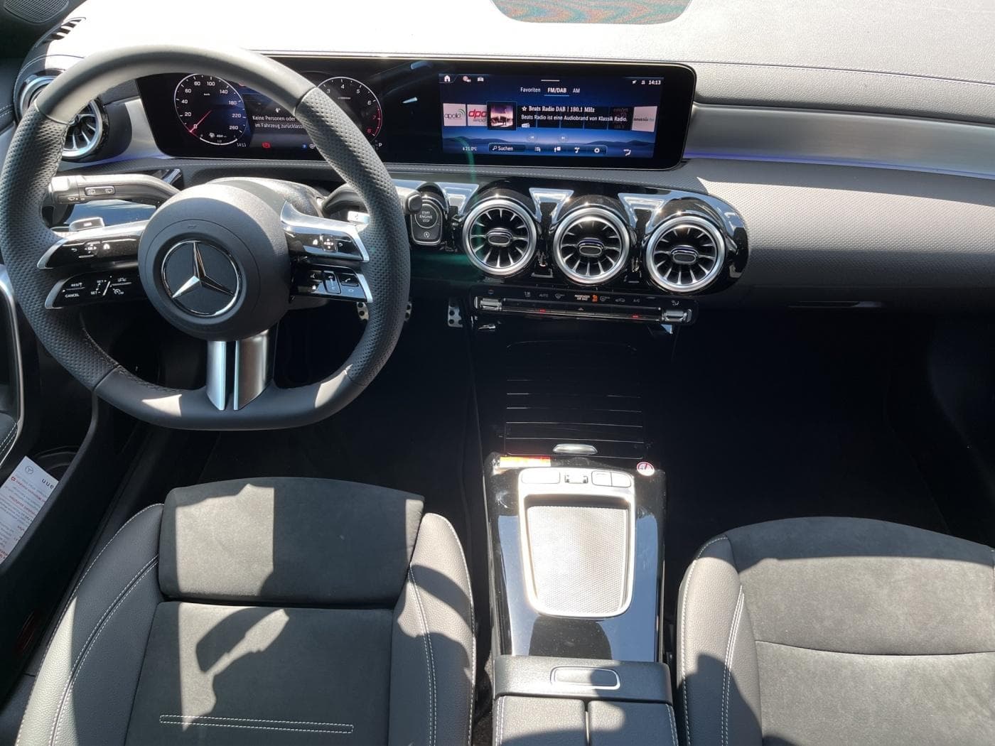 Mercedes-Benz CLA 200 Shooting Brake Bild 12