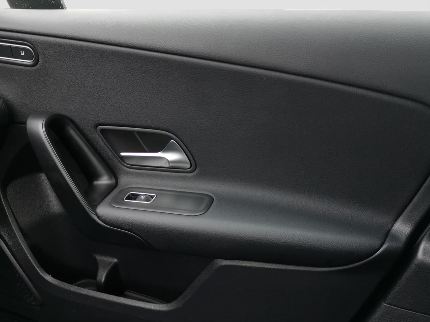 Mercedes-Benz A 180 d Bild 14