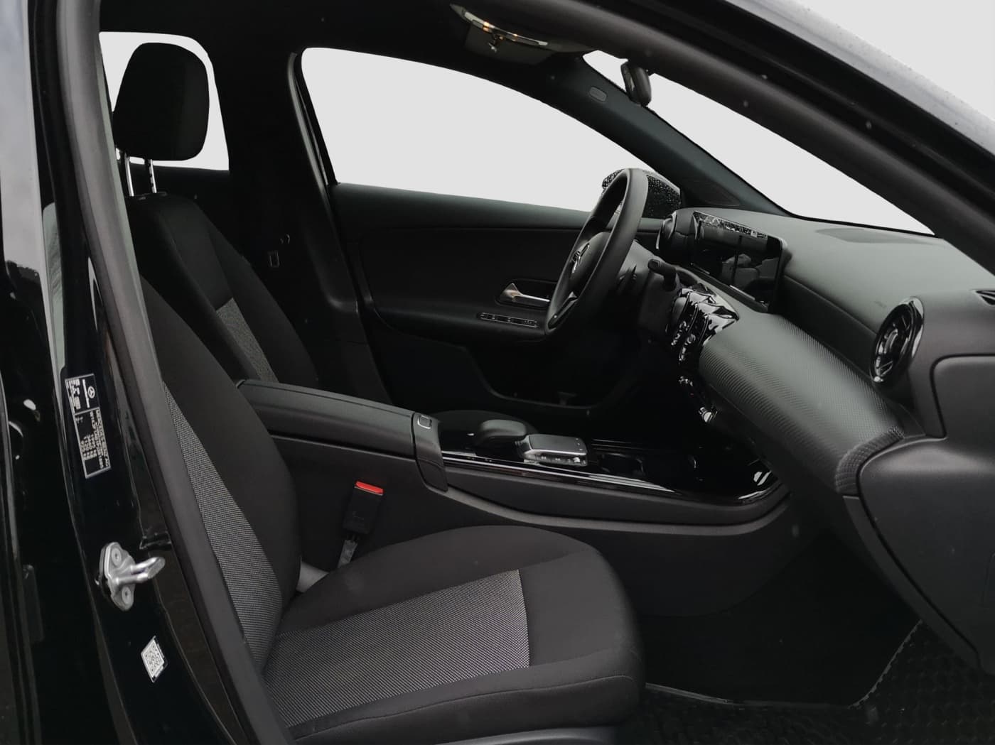 Mercedes-Benz A 180 d Bild 15